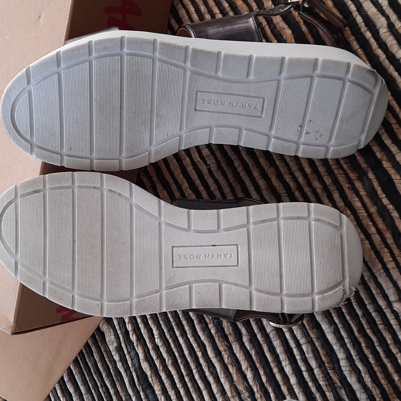 TARYN-ROSE - Women's Sandals  Size 7.5 - Picture 4 of 5